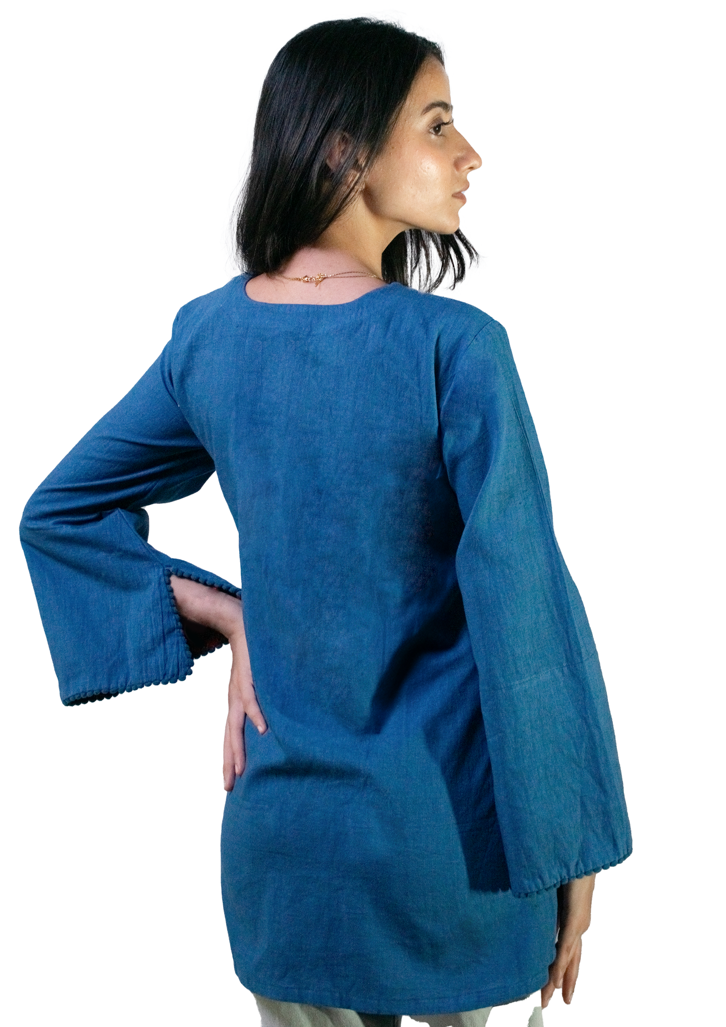 Noor-blue V-neck
